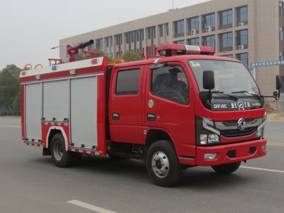東風3噸泡沫消防車(東風小多利消防車）
